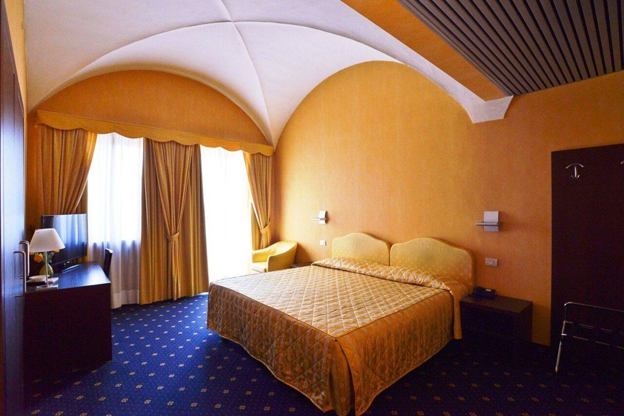 Albergo Della Torre Dal 1891 Trescore Balneario Dış mekan fotoğraf
