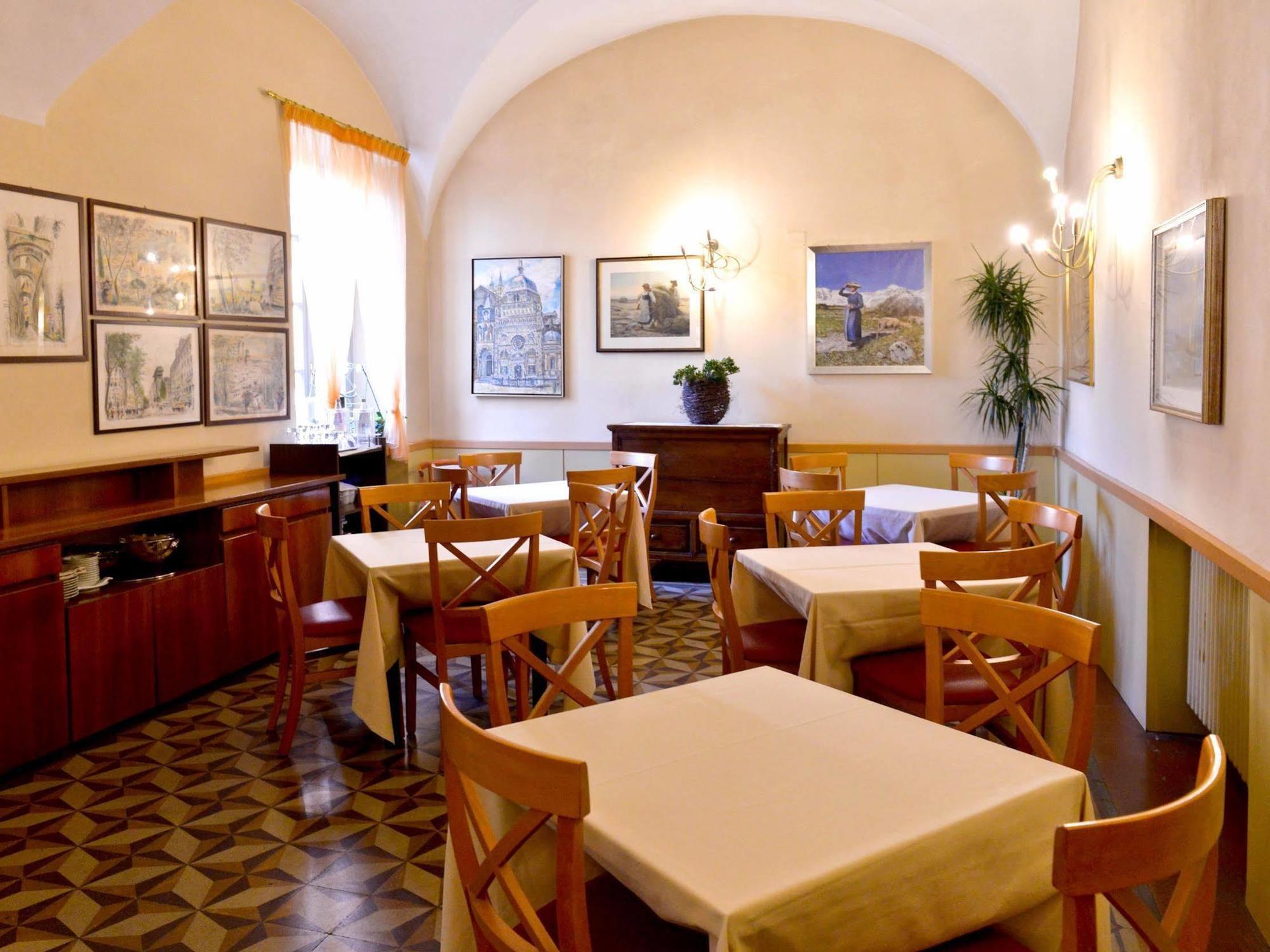 Albergo Della Torre Dal 1891 Trescore Balneario Dış mekan fotoğraf